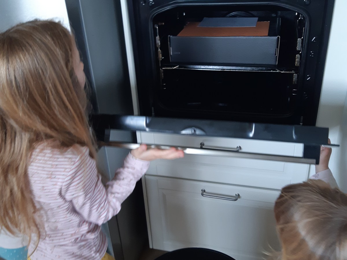 משחקי חידות/ חפש את המטמון/ חדר בריחה&nbsp;בבית